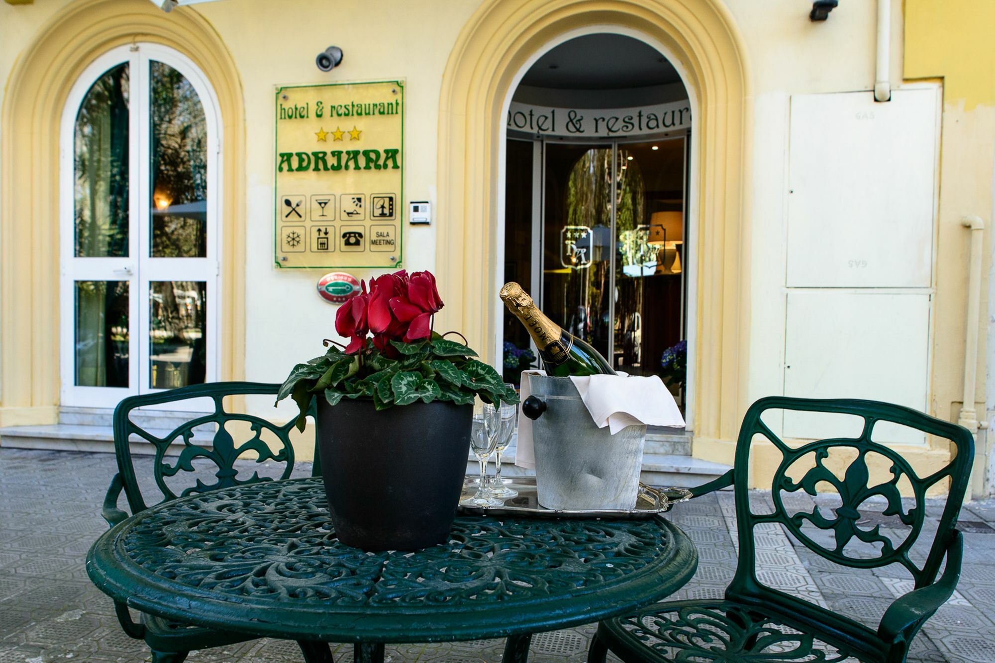 Hotel Villa Adriana Viareggio Eksteriør bilde